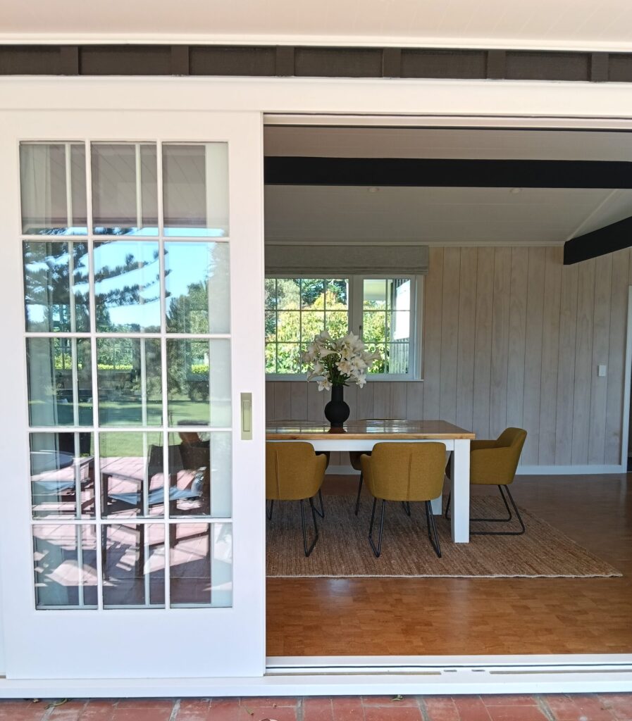 Explore some of Swish Decorating's past interior and exterior painting and decorating projects around the Whanganui region